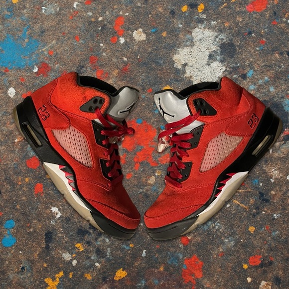 Air Jordan 5 “Raging Bulls” - Picture 1 of 4